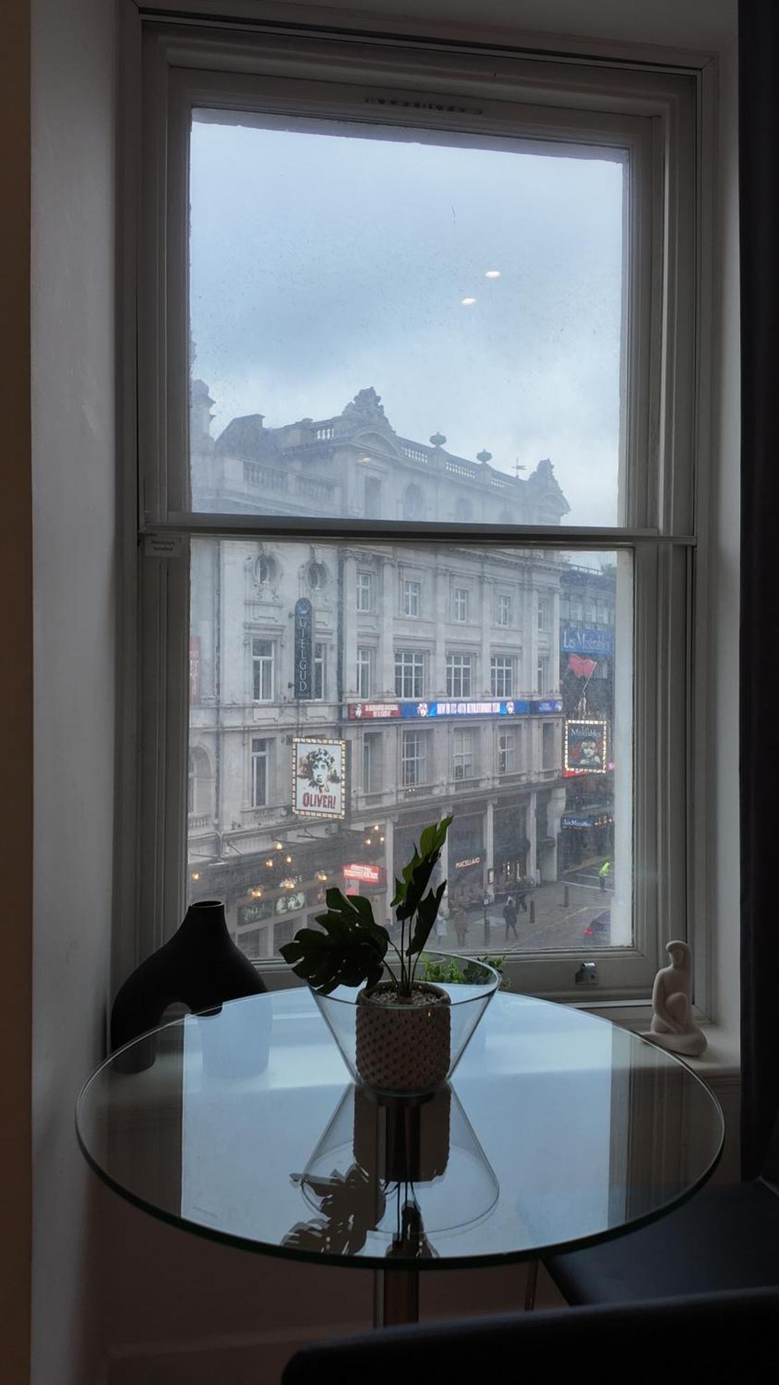 Stunning Piccadilly 1 Bedroom Flat In London Vr9 Exteriér fotografie